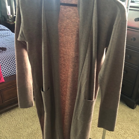 Clothes - Picture 2 of 3